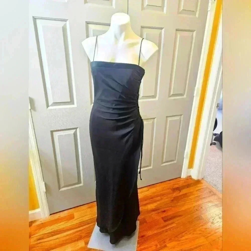NIKI BY NIKI LIVAS GLOWLINE DRESS SIZE 8 EUC